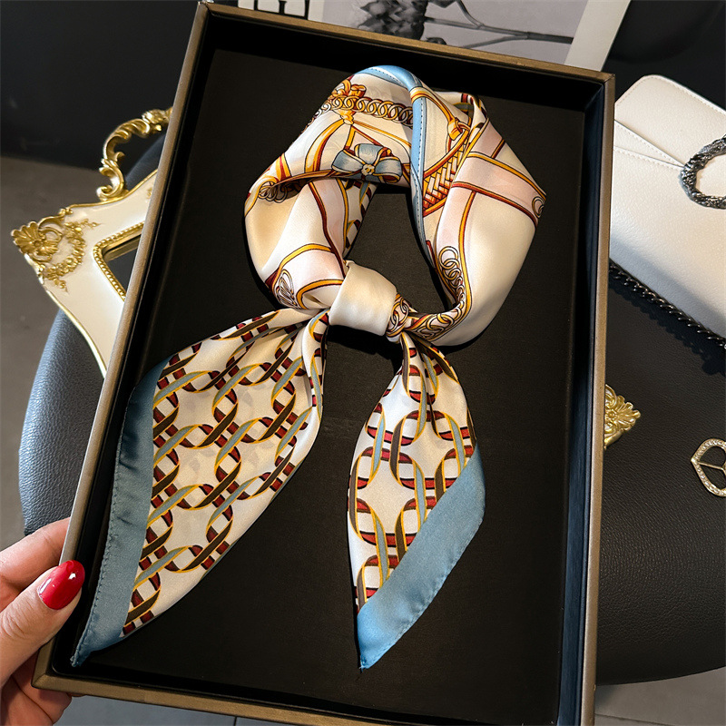 Silk Neck Scarf - Luxuriöses Damen-Quadrat-Tuch mit Kettenmuster, Seidenschal für