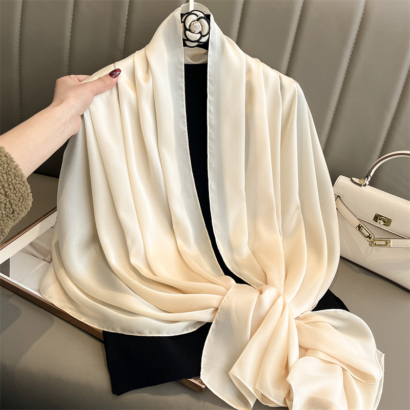 2024 luxus Marke Frühling Groß – Silk Neck Scarf Bewertung und Preis