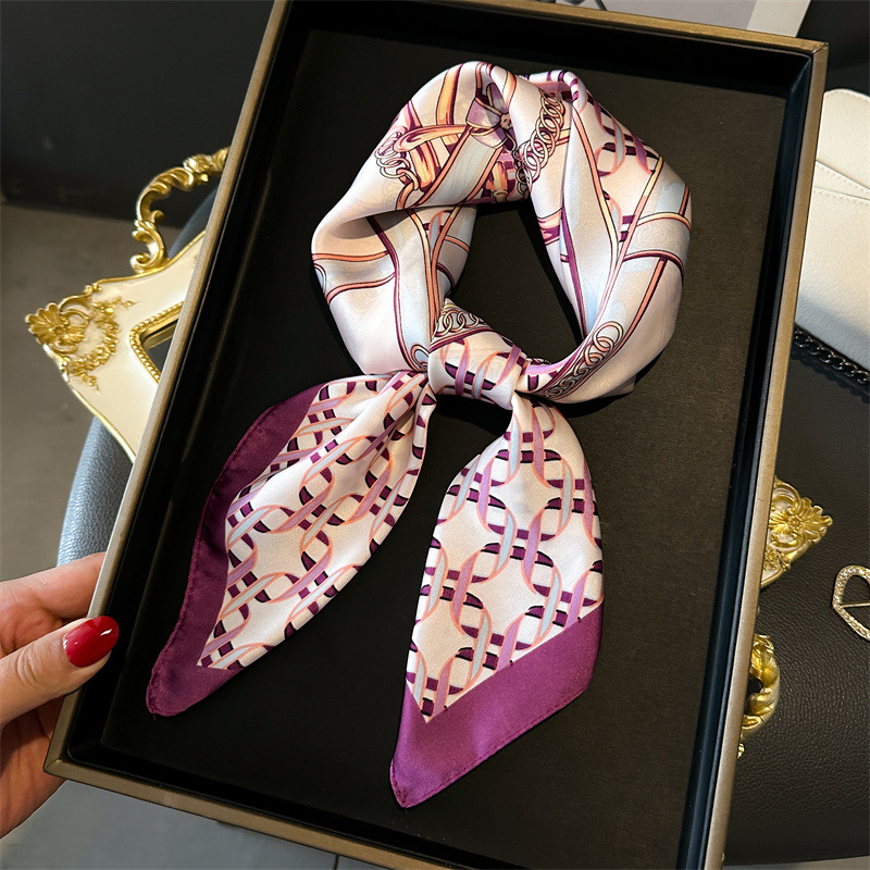 Luxuriöses Damen-Quadrat-Tuch  – Silk Neck Scarf Bewertung und Preis